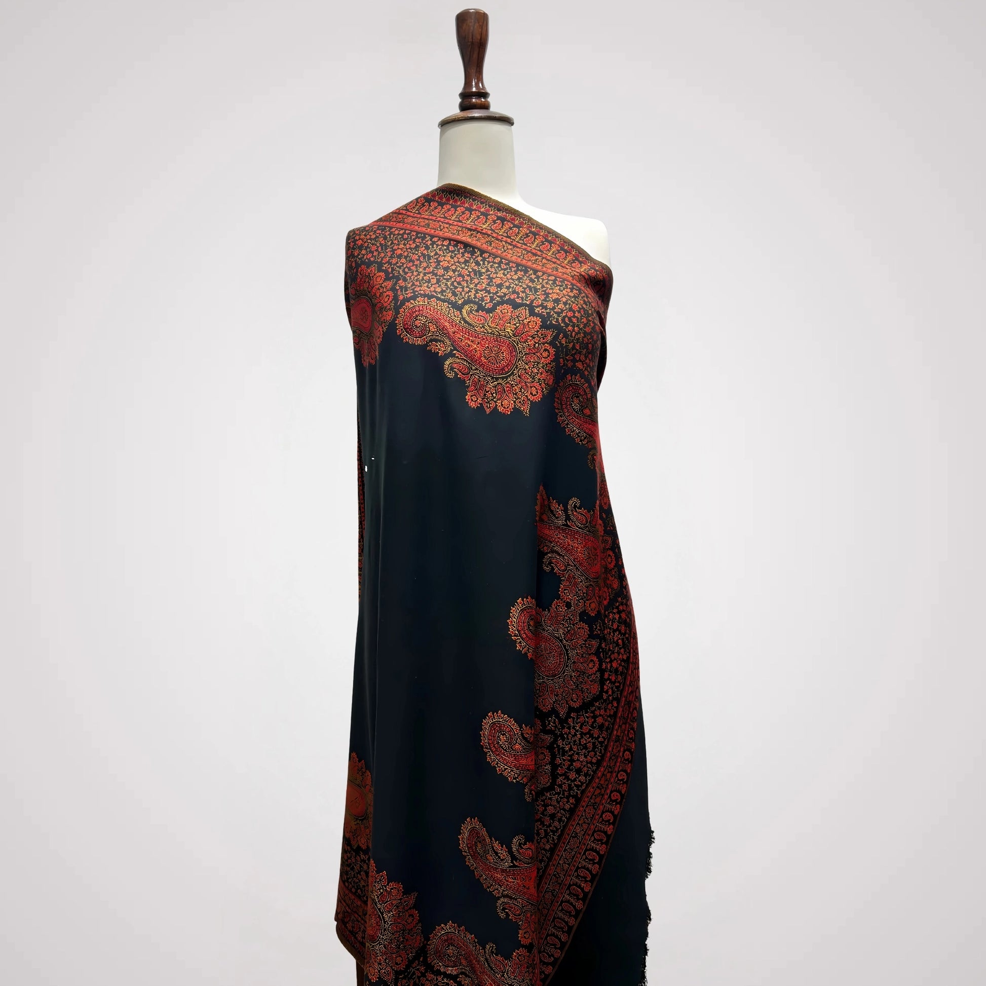 Jamawar Cari Border Shawl